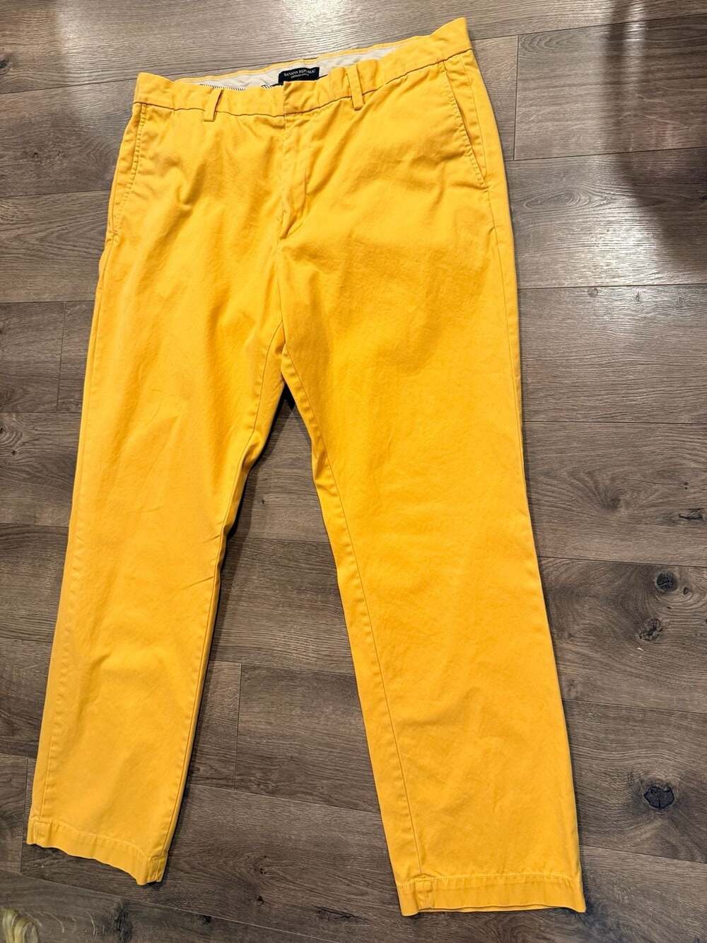 Banana Republic Emerson Chino Pants Men's 35x32 Yellow Cotton - Picture 3 of 8